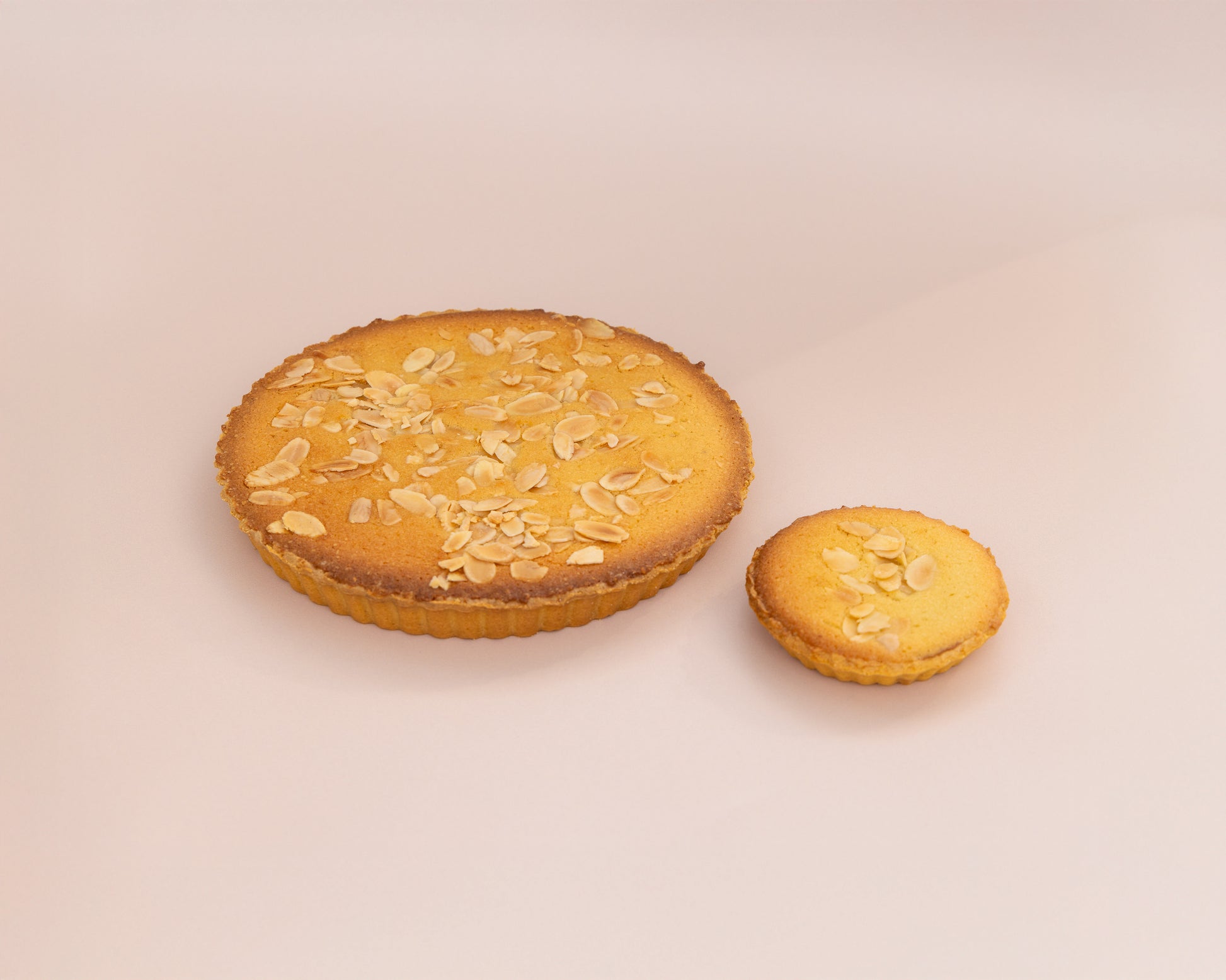 Bakewell tart almond raspberry - the happy bakery Co. 