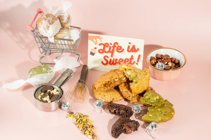Stuffed Cookie Dough Balls | Ready to bake XL | THE HAPPY BAKERY CO.